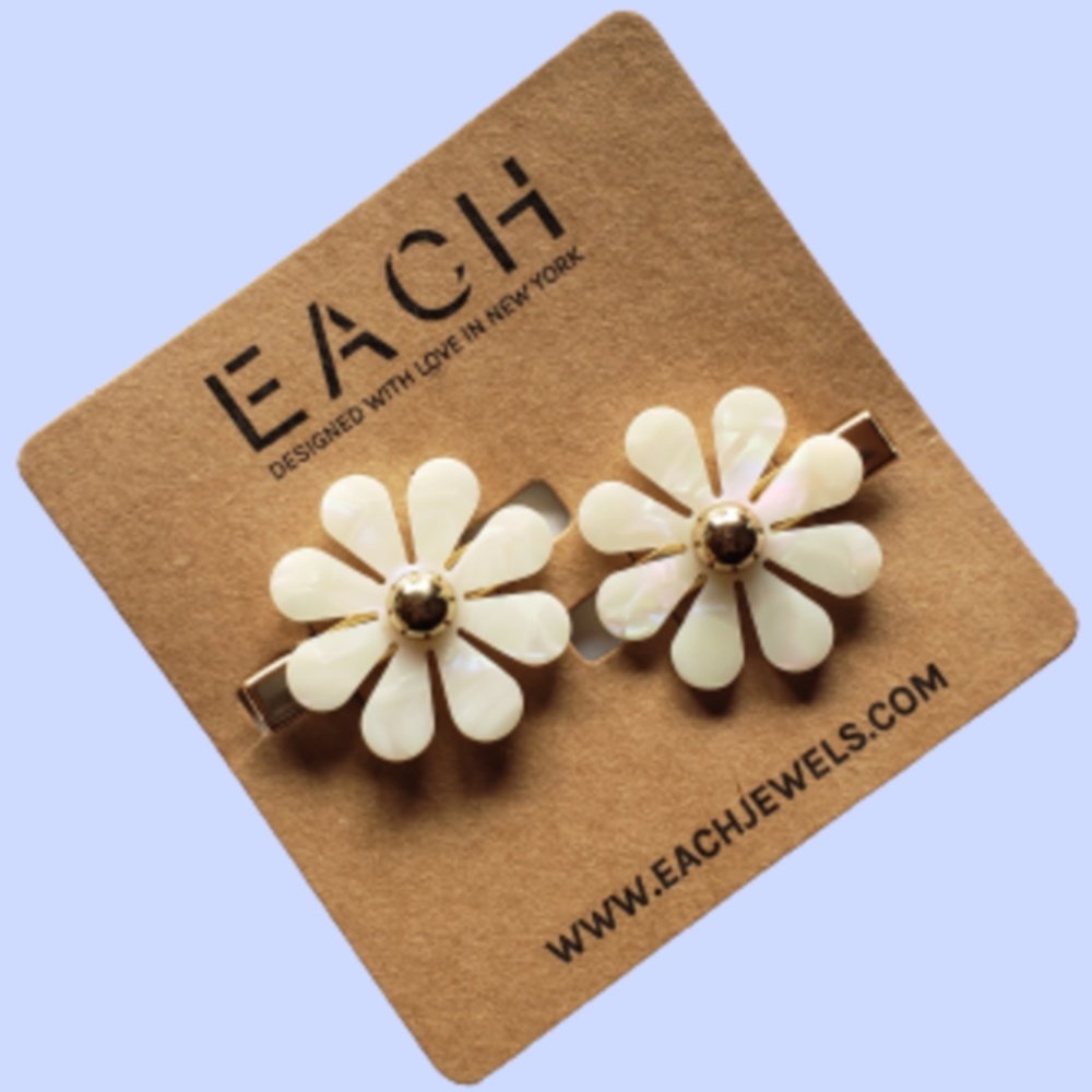 EACH Jewels Flower Hair Clips 2 Pack Mother of Pearl Color FABFITFUN